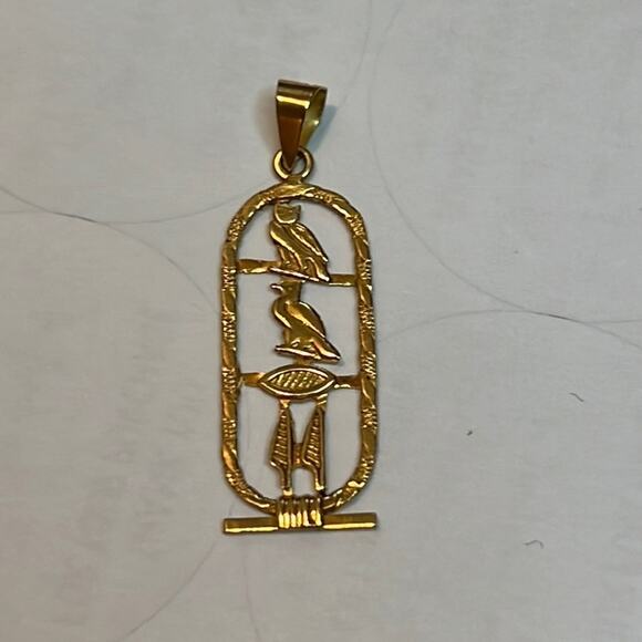 14k gold vintage Egyptian pennant hieroglyphics -“MARY” 1.5” tall, 1/2” wide - Picture 5 of 7